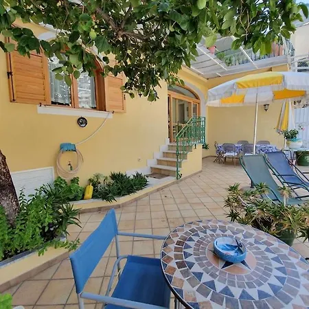 Casa Milo Апартаменты